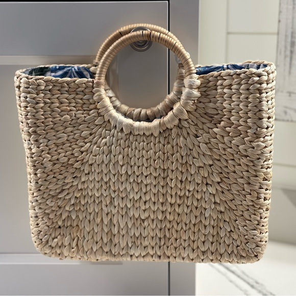 Rectangular Rattan Handbag - Picture 3 of 3